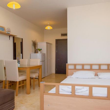Garden Of Eden Pmg Apartments Sveti Vlas Exterior foto