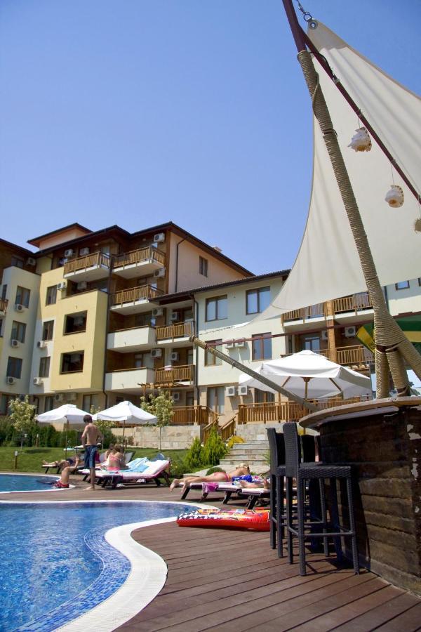 Garden Of Eden Pmg Apartments Sveti Vlas Exterior foto