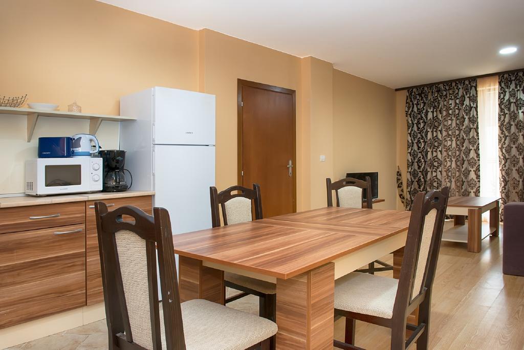 Garden Of Eden Pmg Apartments Sveti Vlas Exterior foto